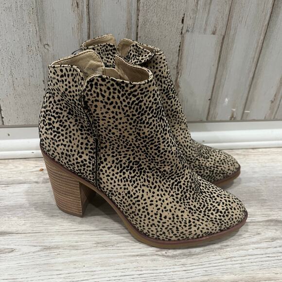 MIA Erik Spotted Animal Print Block Heeled Booties Women’s Size 6 WIDE - Picture 1 of 6